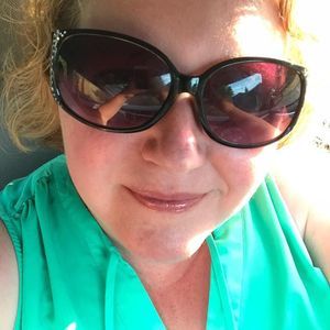 Meet your Posher, Mandy